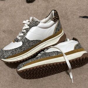 Madewell gently worn sneakers
